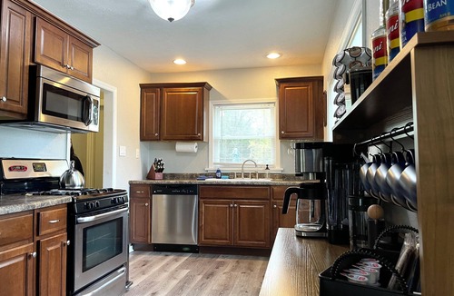 Saint Marys  Saint Joseph County House | Hot Tub | Outdoor Living | Game Room | Coffee Bar