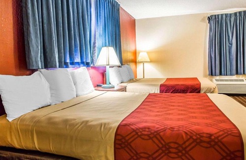Holiday City Hotel | Howard Johnson by Wyndham Montpelier
