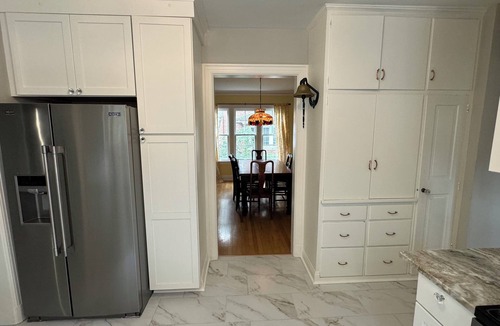 Harters Heights House | In Harter Heights, it’s a quick walk to Notre Dame, with WiFi, AC, nice kitchen!