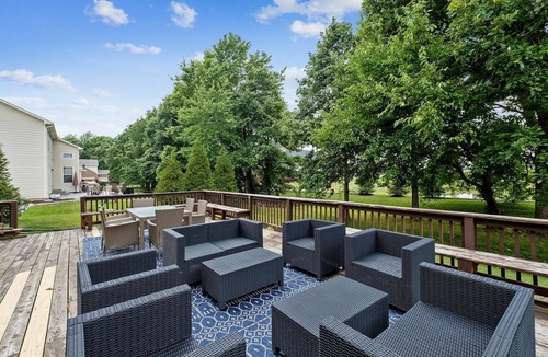 Westfield House | Incredibly Spacious Carmel Home with Fully Equipped Kitchen - 4700 Sq Ft! Pet Friendly! by RedAwning