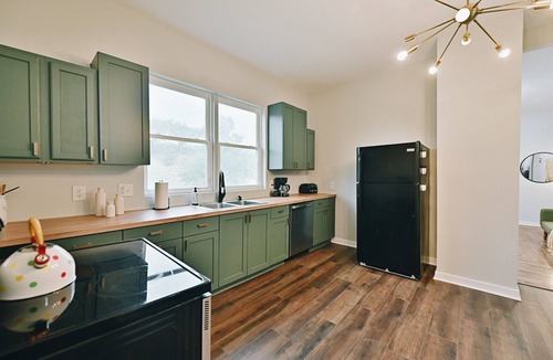 Babe Denny House | Indianapolis Luxury Clean Downtown Home.