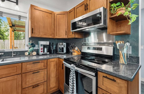 Nappanee House | Indigo Hideaway | Romantic + Fire pit