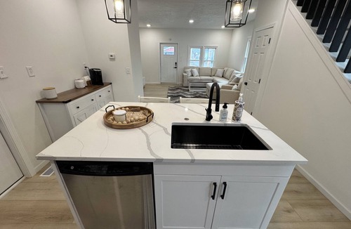 Downtown Indianapolis House | IndyBNB - Fully updated home located in Fletcher Place, Downtown Indianapolis