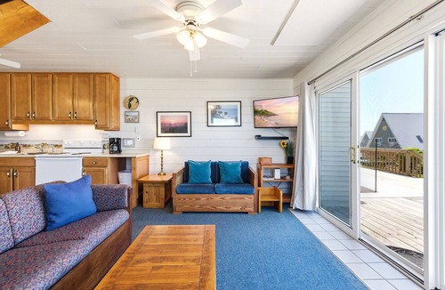 Stevensville Ski Chalet | Juniper Presents: Chalet #20 Beachfront Chalet & Resort Amenities