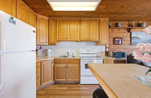 Stevensville Ski Chalet | Juniper Presents: Chalet #34 Deck Views, Pool, Games & More