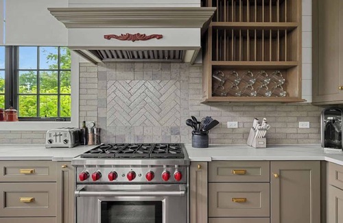 Lakeside House | Juniper Presents: Landmark Home 1 Blk from Lake MI Game Rm & EV Charger