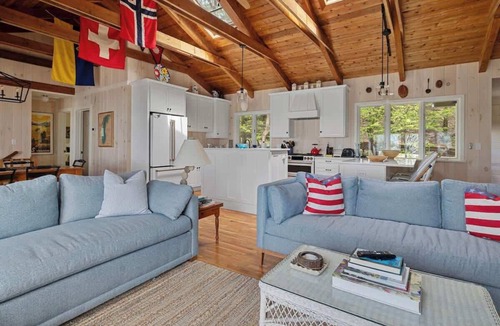 Bridgman House | Juniper Presents: Majestic Beachfront Beauty on the Sunset Coast