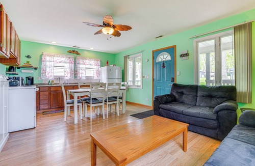 Sister Lakes House | Kayak, Fish, Boat & Swim: Home Near Lakeside Park!