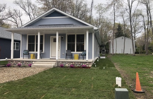 Michigan City House | Kid-friendly Michiana cottage! Summer dates open - including 4th of July!