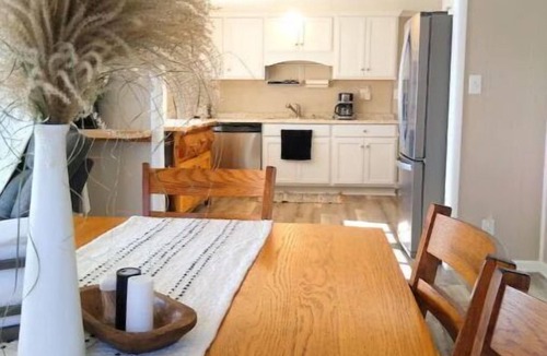 Warsaw Cottage | Lake Haven Cottage Fun Summer Get Away! fishing and kayaks!