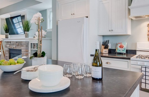 South Haven House | Lake Views, Hot Tub, Fire Pit & Private Yard on North Beach!