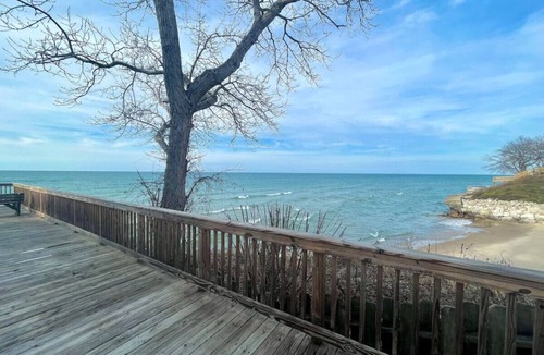Stevensville House | Lakefront Chalet #20 w/Beach Access, Pools, Sport Courts, Fishing Pond & more!