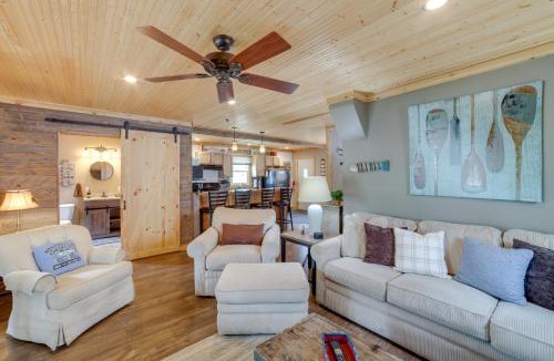 Monticello House | Lakefront Cottage w/Deck Near Indiana Beach!