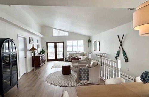 Koontz Lake House | Lakefront Escape/Koontz Lake- 3BR/3 BA-pool table