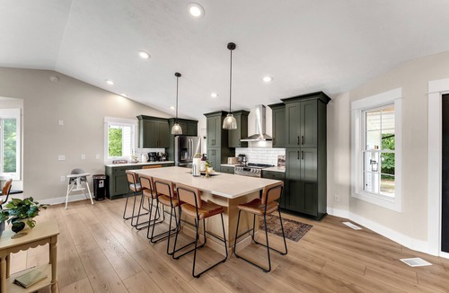 Smyrna House | Lakefront Retreat w/Sandbar, Hot Tub, Dock & Kayaks - Sleeps 12