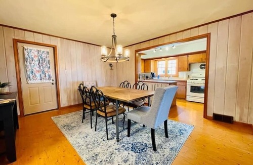 Muskegon House | Lakeshore Retreat: at the heart of it all