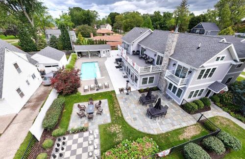 South Haven House | Lamb Guest