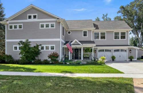 South Haven House | Lamb Guest