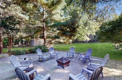 Lakeside House | Lilly Bell Villa
