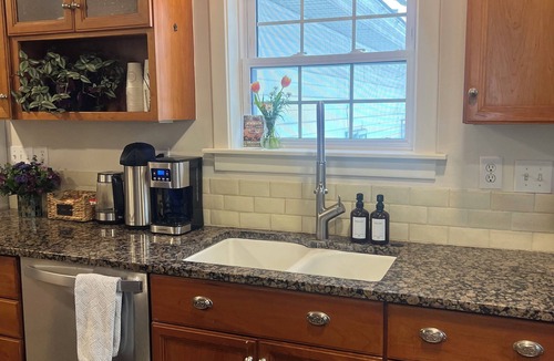 Dexter Bed & Breakfast | Located 9.5 miles from the Michigan Stadium! Your family will be close to everything when you stay at this centrally-located historic home. Walk downtown for a visit to the Dexter Bakery and Creamery. Take a stroll or bike ride on the B2B trai