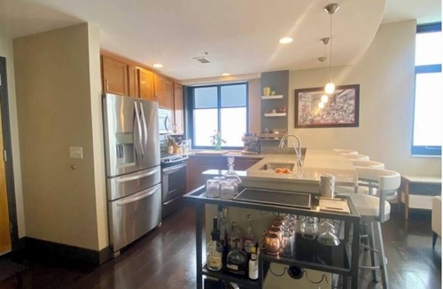 Downtown Condo | Luxurious 11th-Story Condo in the heart of Grand Rapids
