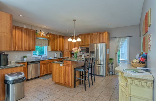 Alto House | Luxury Escape w/Heated Pool, Hot Tub, Arcade, Fire Pit & More!