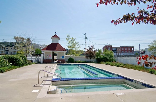 New Buffalo House | Luxury & Location in New Buffalo - Downtown, Close to Beach, Private Pool