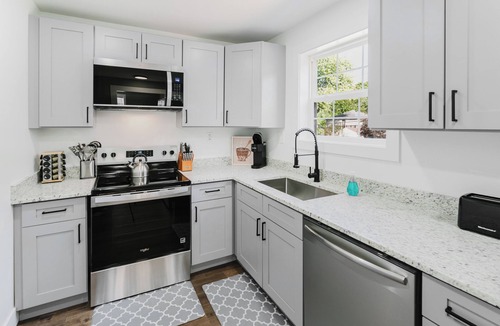 College Heights House | Massive 3BR with Office & Large Living/Dining