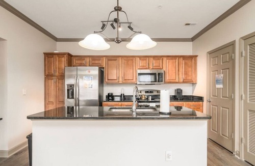 Fishers Apartment | Minimalistic 1BR Keystone