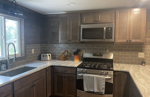 Lewiston House | Minutes to town or very peaceful woods retreat! Close to trails and golf.