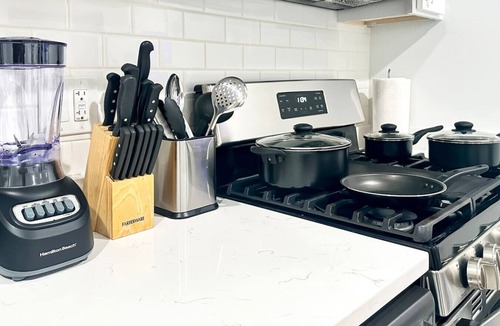 Lavergne Apartment | Modern and Lux 2BD for 4 Near City and Airport