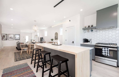 Fall Creek Place House | Modern Luxe Retreat | Hot Tub | Garage | Near DT