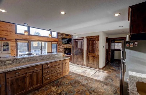 Sullivan Cabin | Moose Cabin - Secluded 12 Acre Cabin w/Fishing Pond near Lake Shelbyville