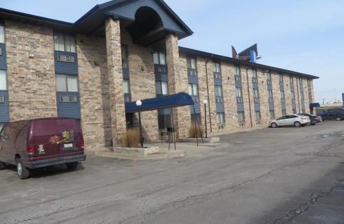 Bridgeview Hotel | Motel 6-Bridgeview, IL