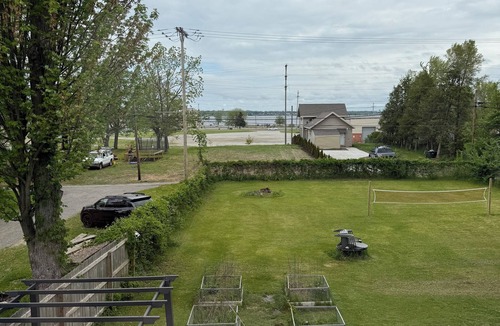 Nims Apartment | Muskegon Lake View Loft studio/kitchenette