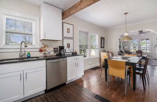 Michigan City House | Near Indiana Dunes & Beaches, House sleeps 8, Yes to Pets, Private backyard