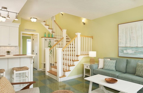 Holland Condo | Near Lake Michigan, Heated Pool, Free Golf, Beaches