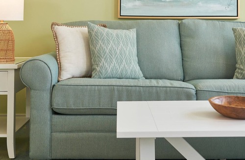 Holland Condo | Near Lake Michigan, Heated Pool, Free Golf, Beaches