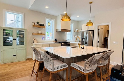 West Wing Estates House | NEW! Private Salt Water Pool, Hot Tub, 6 Bed, 6Bath, Game Room, 1 Block to beach