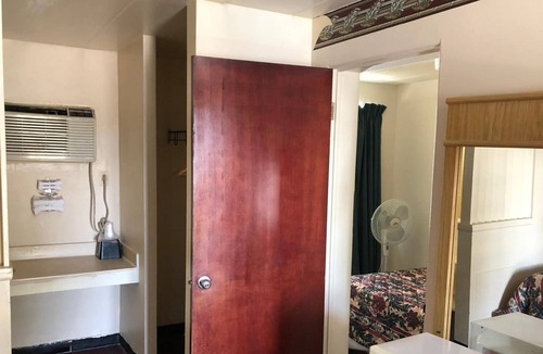 Norton Shores Hotel | Norton Shores Inn