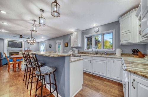 South Haven House | Off The Hook | Pool | Firepit | Large Yard