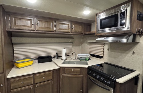 Grand Haven House | One Grand Place: Cozy RV - Private Waterfront, Relaxing, Amazing Sunsets