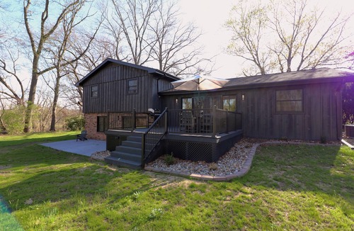 Stevensville House | OPEN 7/26-7/31! Creekside Retreat - Minutes to Red Arrow and Harbor Country