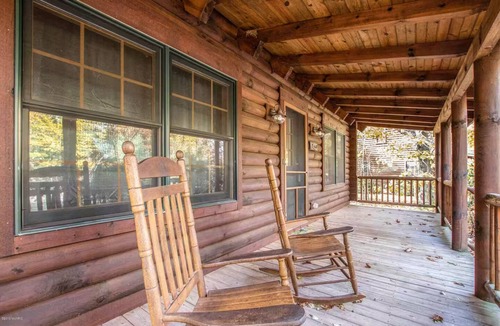 Saugatuck Cabin | Peaceful Cabin 5 mins to downtown Saugatuck w/Lake Access, Firepit & Grill