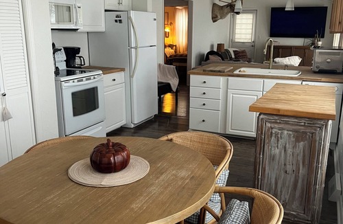 Newaygo Cabin | Peaceful luxury on the Kimball lake, perfectly unwound with outdoor shower.