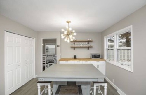 South Bend House | Peach Tree Place - Updated Home in South Bend