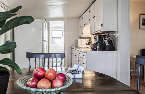 Spring Lake House | Perch Cottage l Summer Escape by the Lake