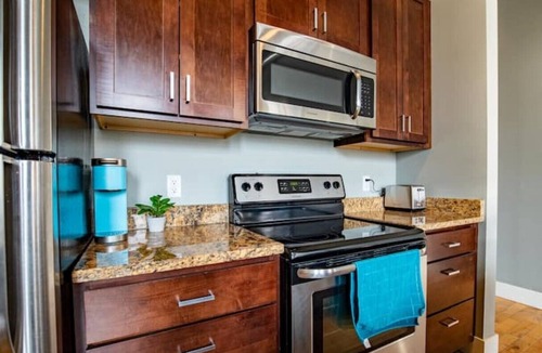 Downtown Apartment | Perfect 1 Bed in the City Center of Grand Rapids