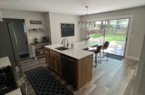 Beachwood-Bluffton House | Perfect location! Family friendly 4 Bedroom home - 5 minute walk to the beach!