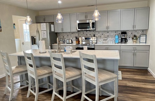 New Buffalo House | Perfect Location for your Beach/Lake MI stay! You'll Love This Beautiful Home!